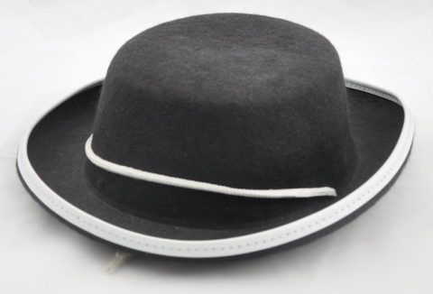 Zorro Verkleidungshut - schwarz mit weißer Borte, klein